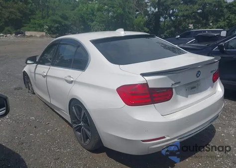 2013 BMW 328I xDrive z USA, uszkodzony, nr VIN WBA3B5G53DNS04609